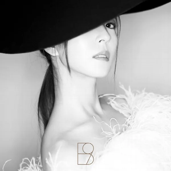 Pochette de WOMAN - The 9th Album
