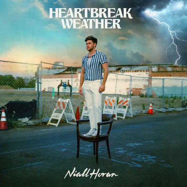 Pochette de Heartbreak Weather