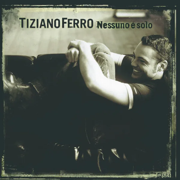Pochette de Nessuno è solo