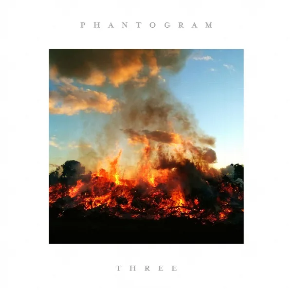 Pochette de Three
