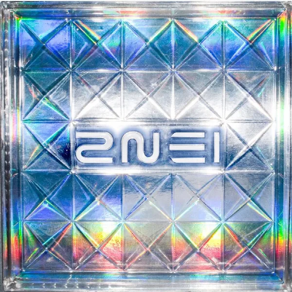 Pochette de 2NE1 1st Mini Album