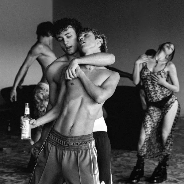 Pochette de Pop The Culture, Iconography
