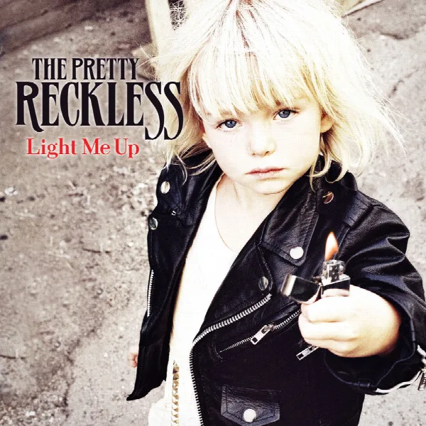 Pochette de Light Me Up