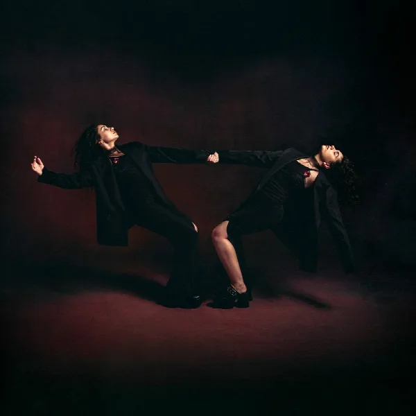 Pochette de Love & Hyperbole