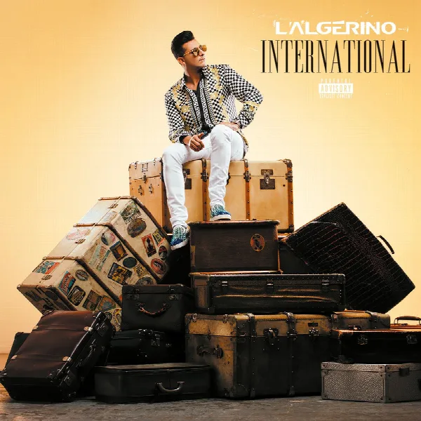 Pochette de International